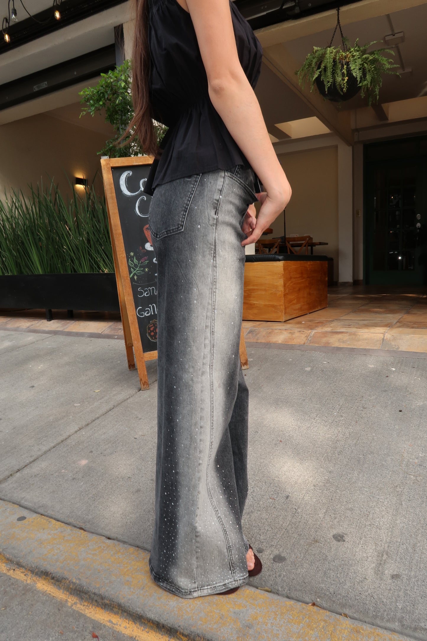 Jeans brillos gris