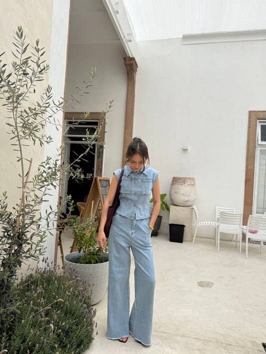 conjunto chaleco y pantalón