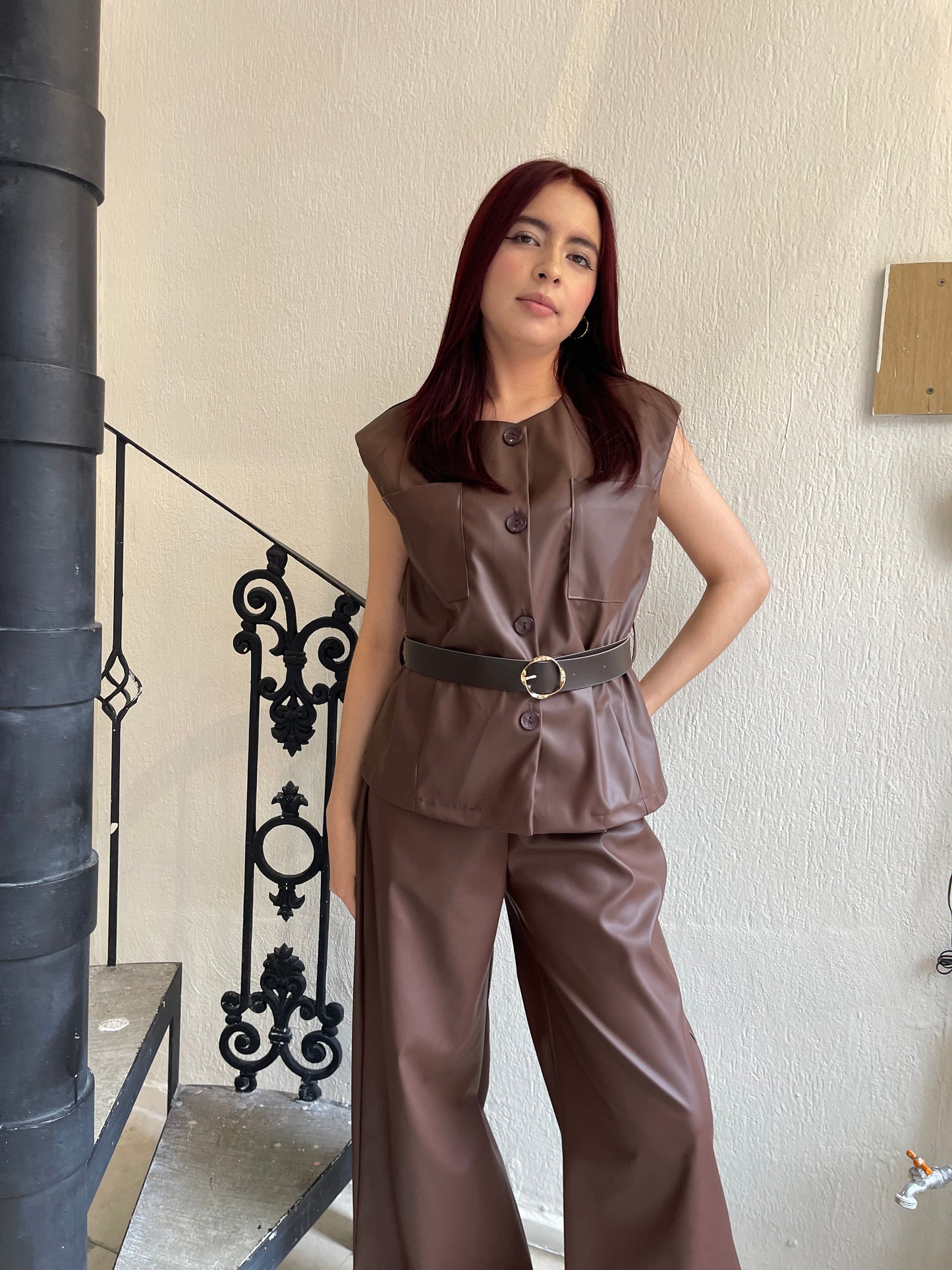 Conjunto vinipiel café