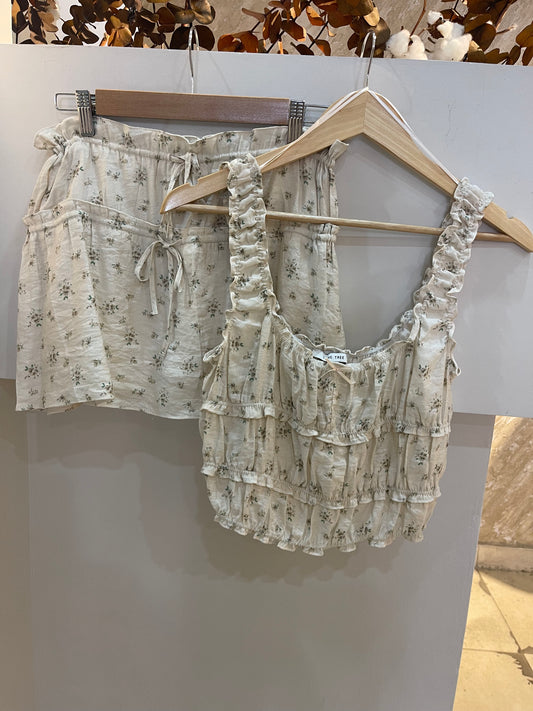Conjunto floreado short