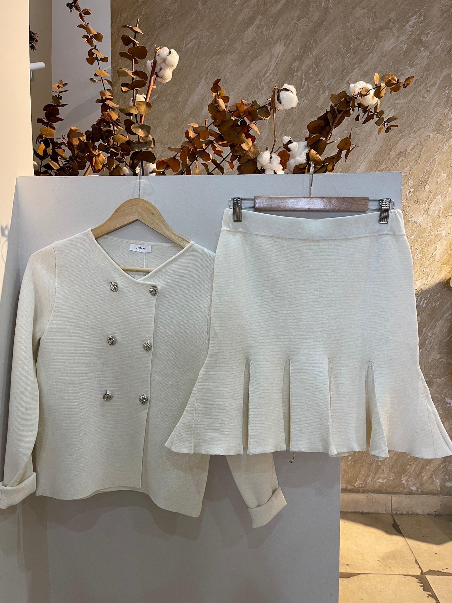 Conjunto tejido blusa falda