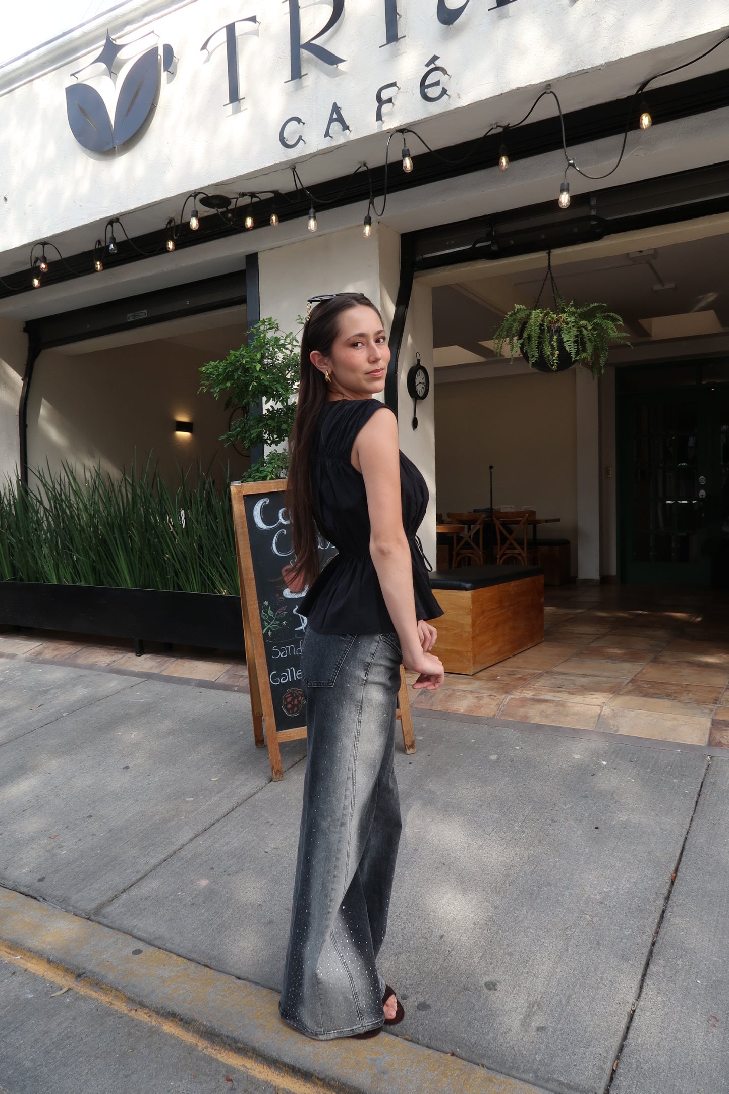 Jeans brillos gris