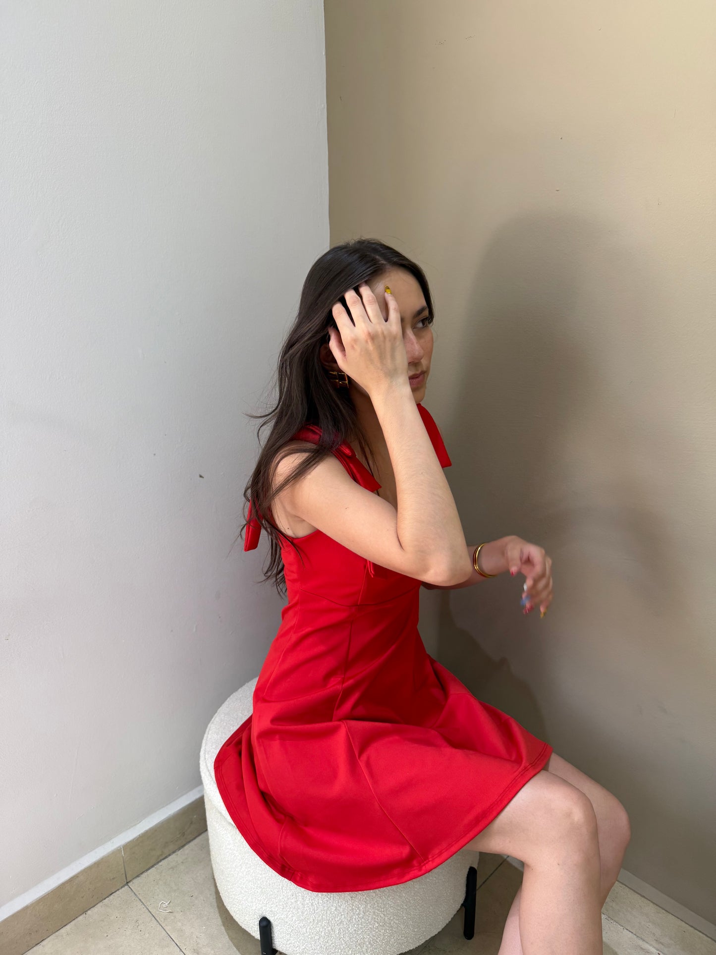 Vestido hombros moño