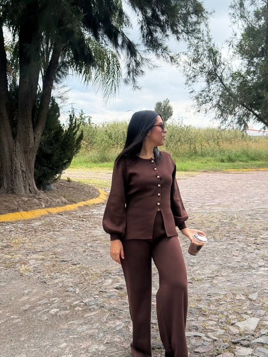 Conjunto chaleco pantalón