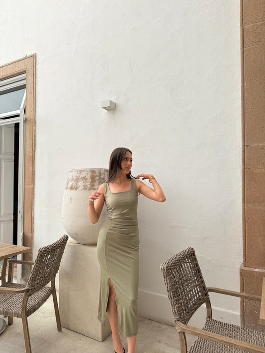 vestido escote cuadrado