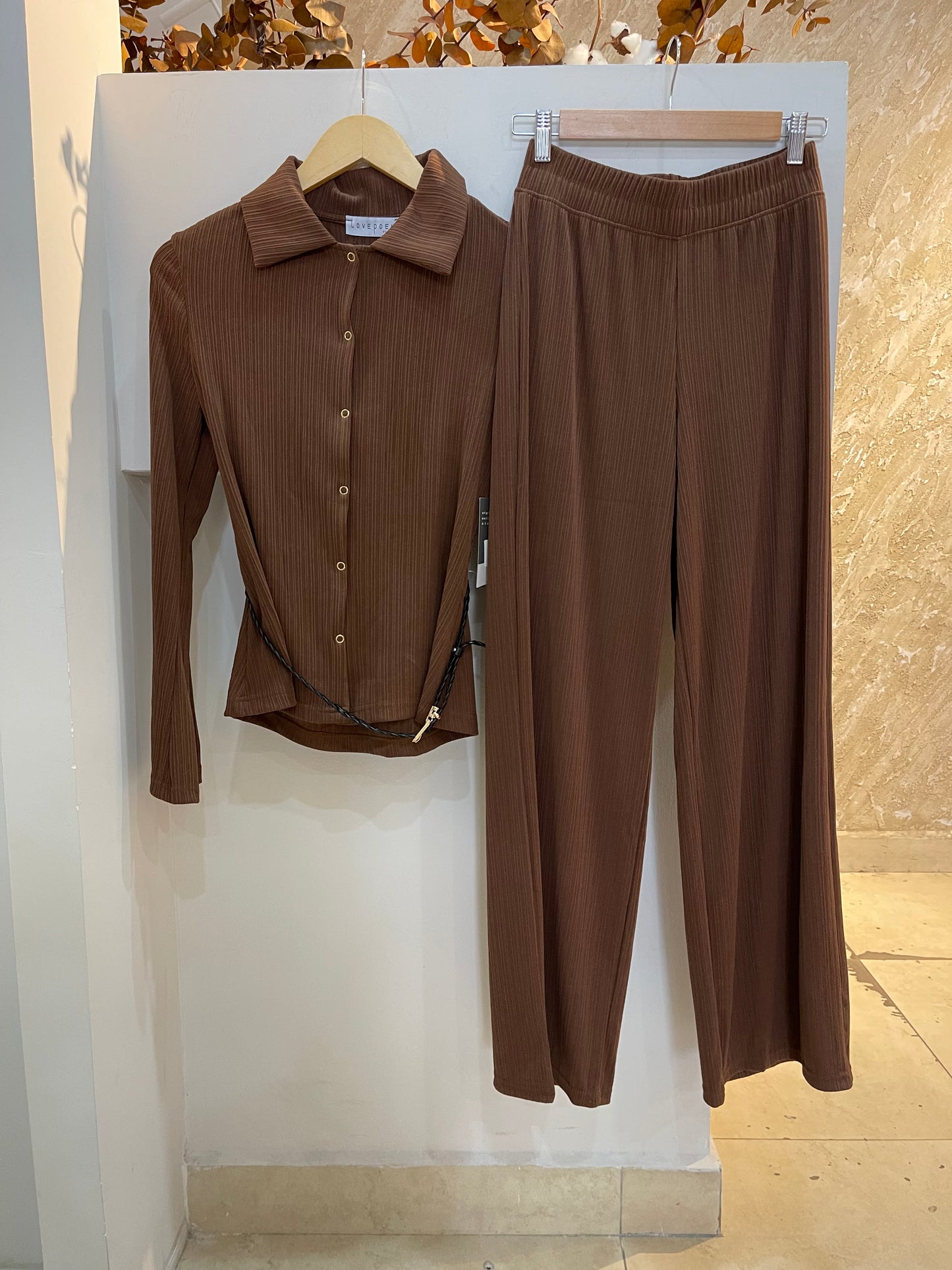 Conjunto corrugado