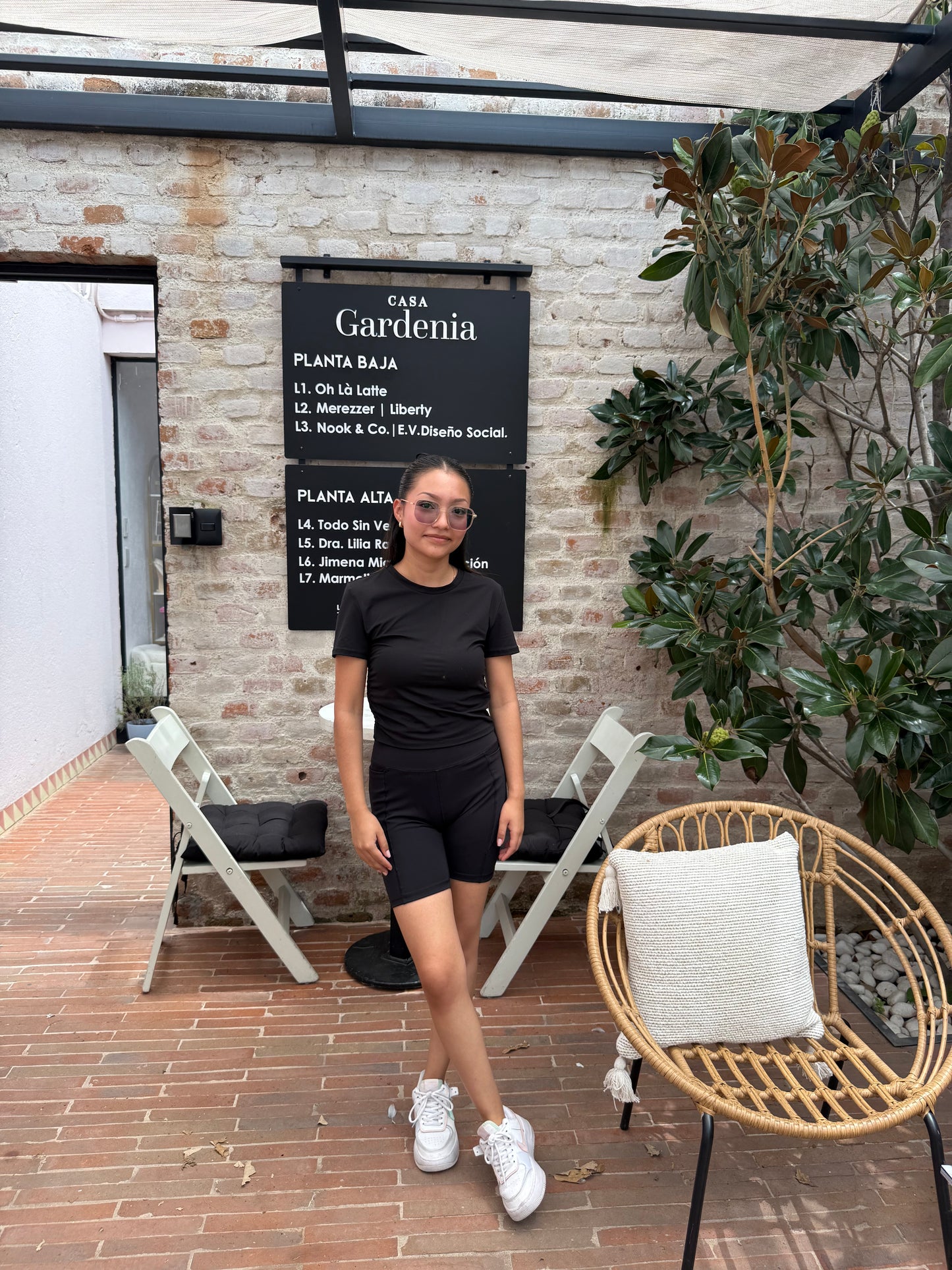 Blusa básica deportiva