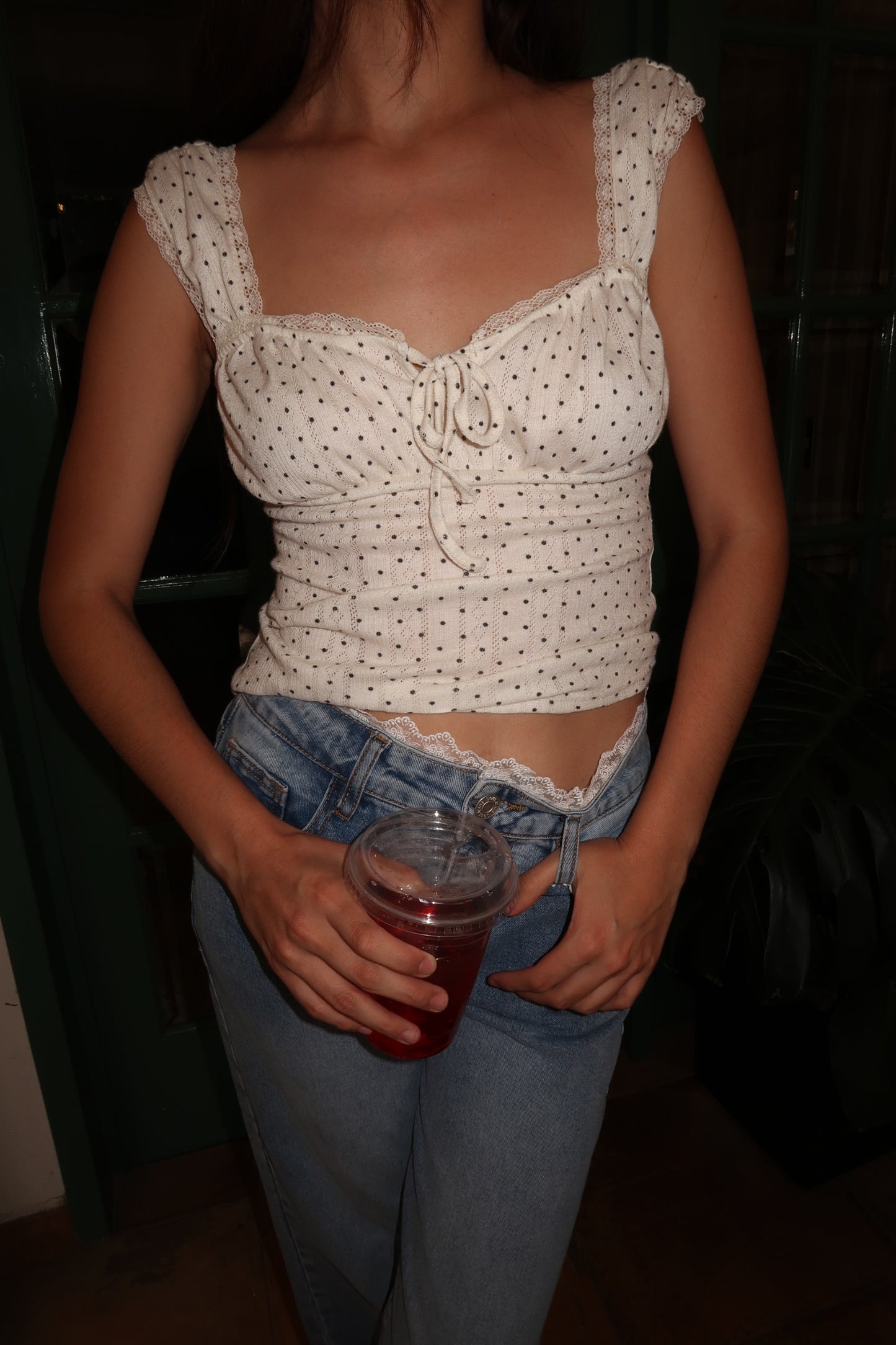 Pantalón pretina con encaje