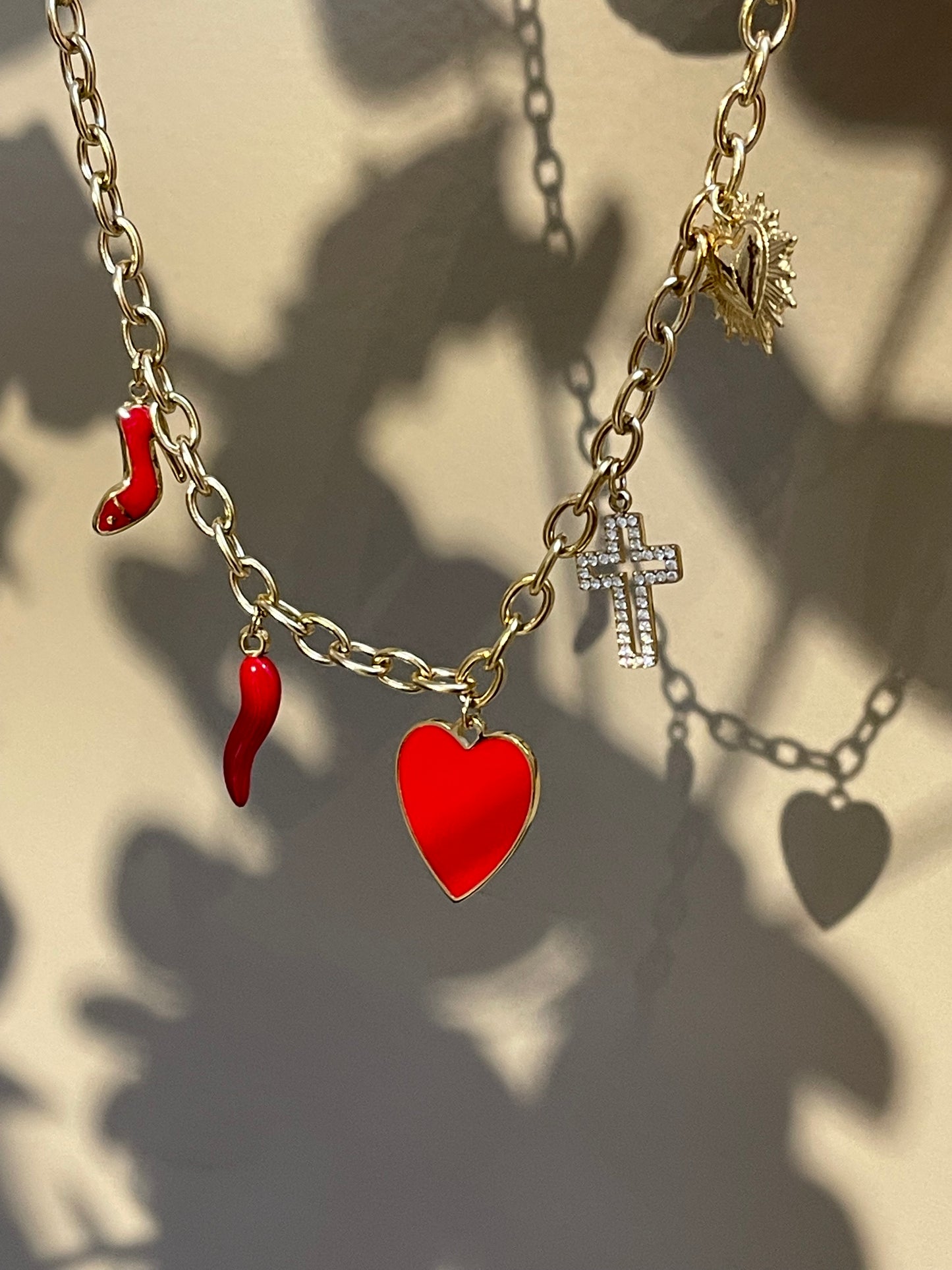 Collar con charms