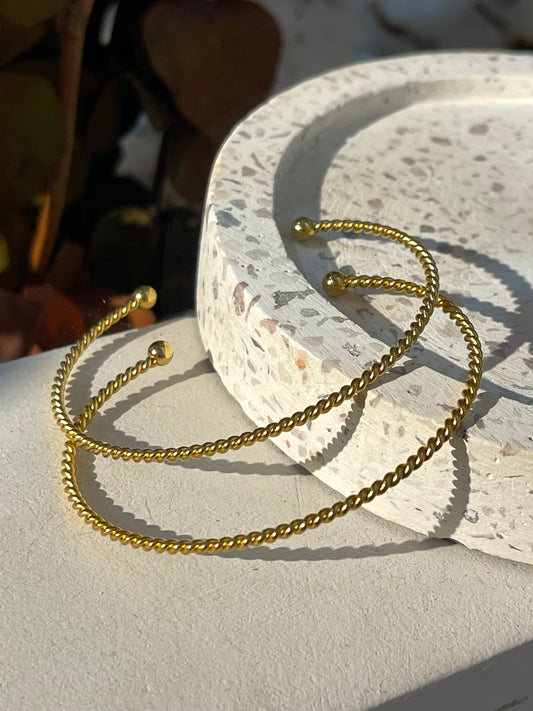 Brazalete rígido fino