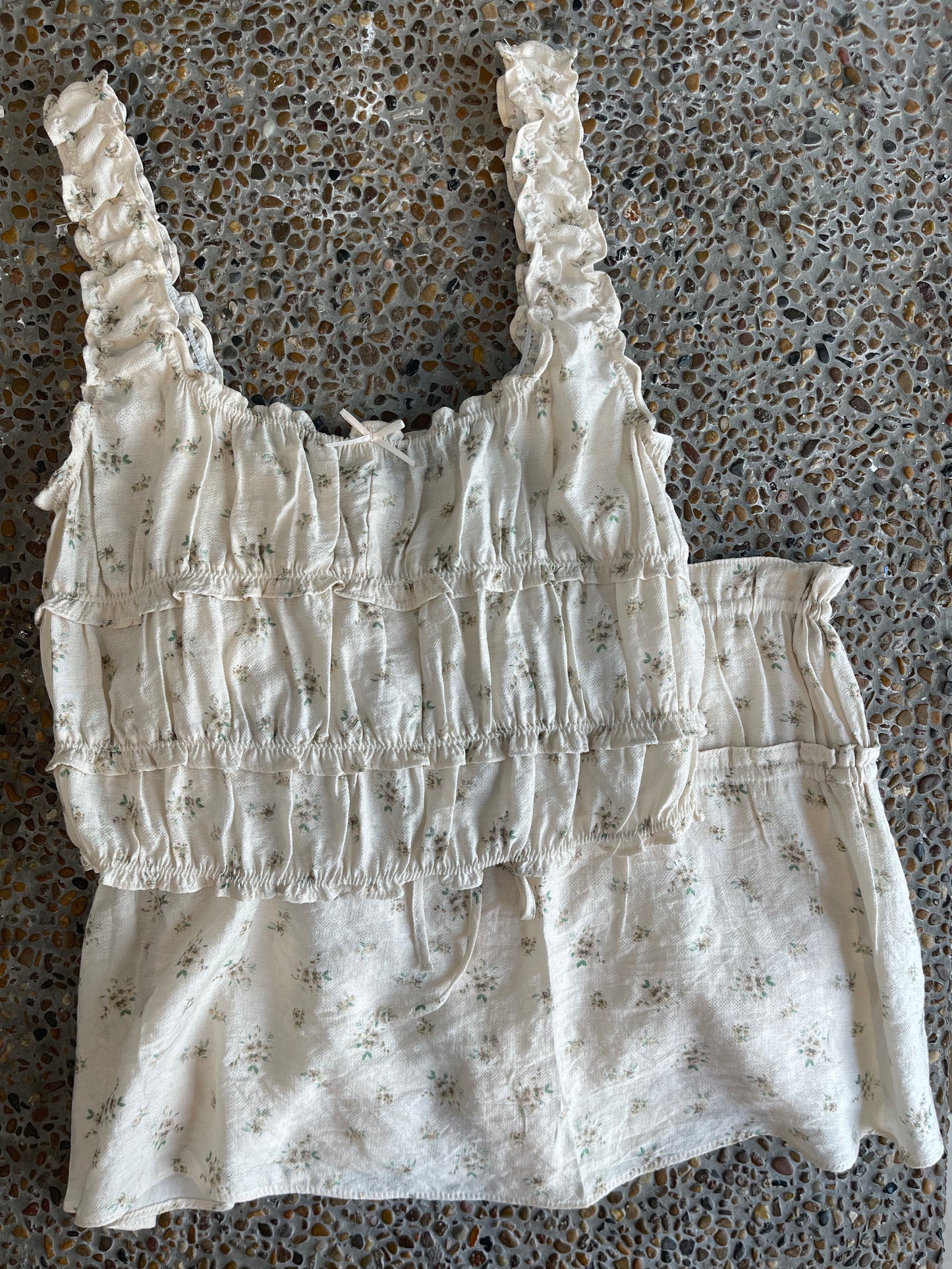 Conjunto floreado short