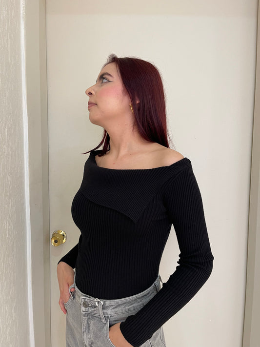 Blusa asimétrica