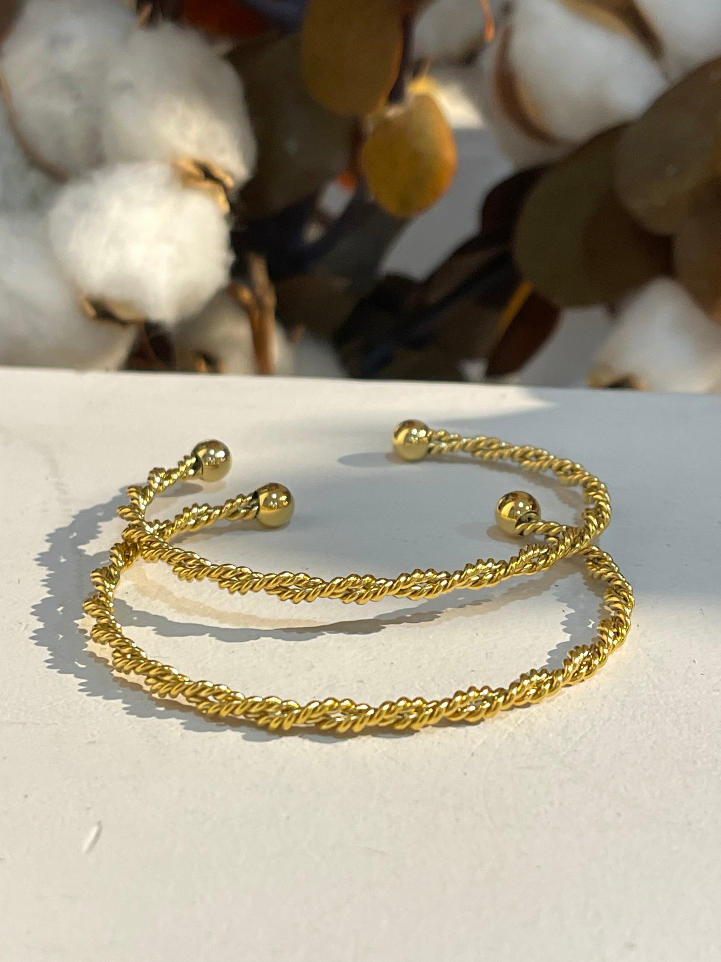 Brazalete rígido